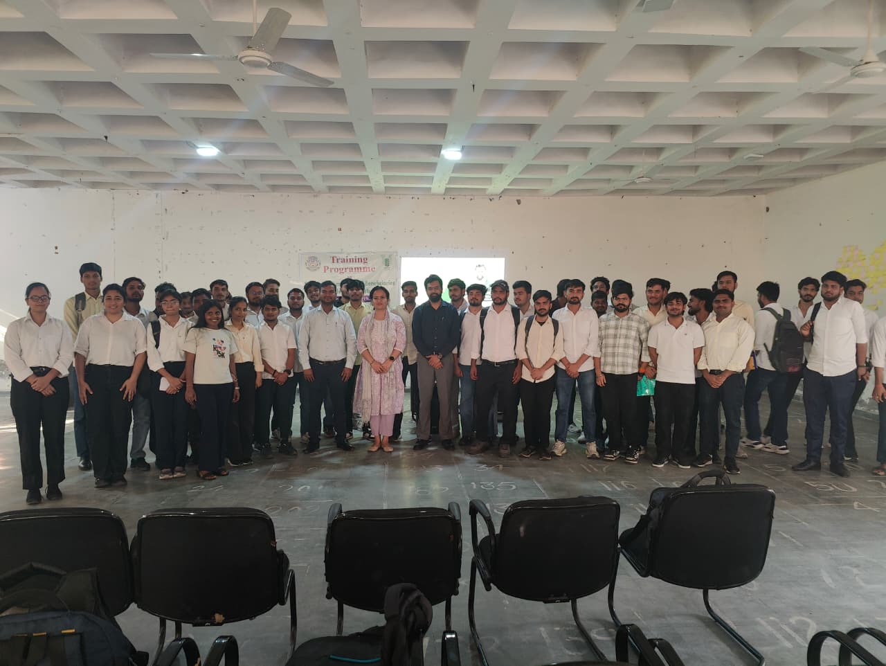 Empowering Students: Session at College of Post Harvest Technology, Sardar Vallabhbhai Patel University of Agriculture and Technology, Meerut by ISAB Founder Mr. Saurabh V. Pandey